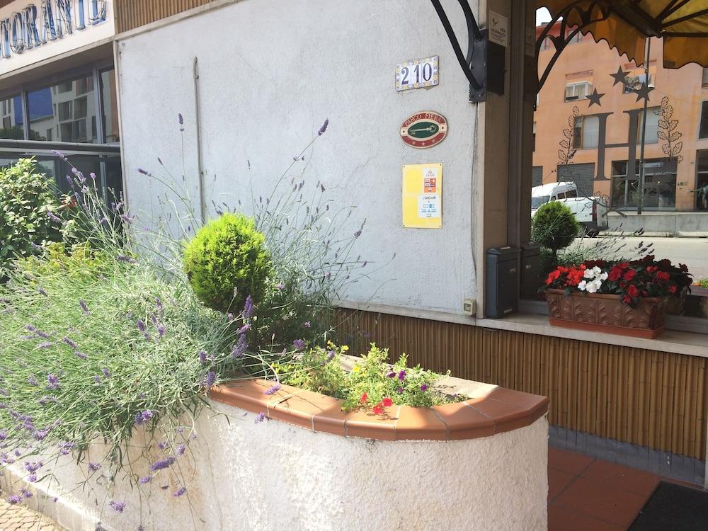 Hotel Parco Fiera Turin Exterior foto